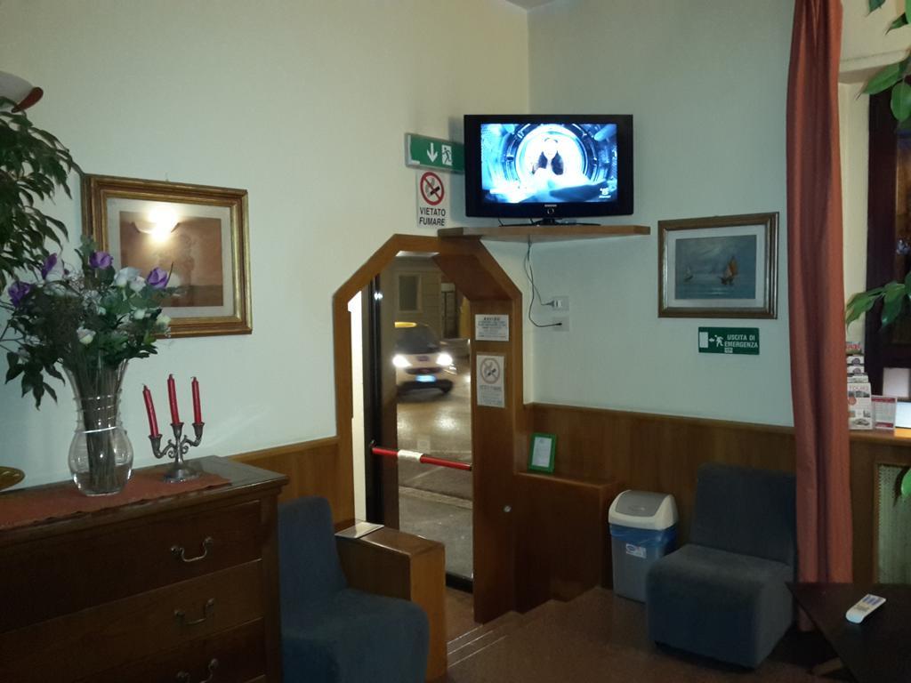 Albergo Sonia Florence Ngoại thất bức ảnh