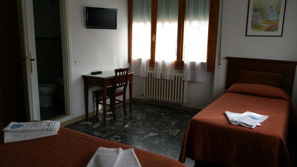 Albergo Sonia Florence Ngoại thất bức ảnh